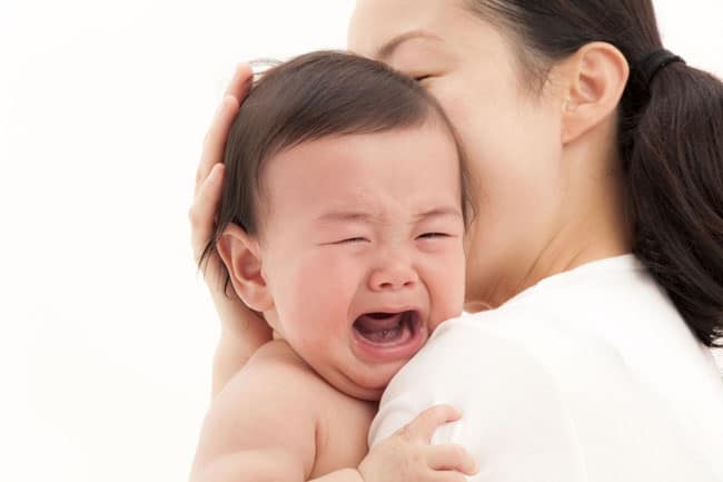 Babies need to be soothed before they will be able to focus on eating. - A Guide on Baby Fussing When Breastfeeding | Baby Journey