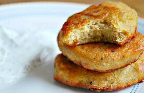 Chock-full of protein and fiber, these chickpea patties are a must-eat for every healthy baby.