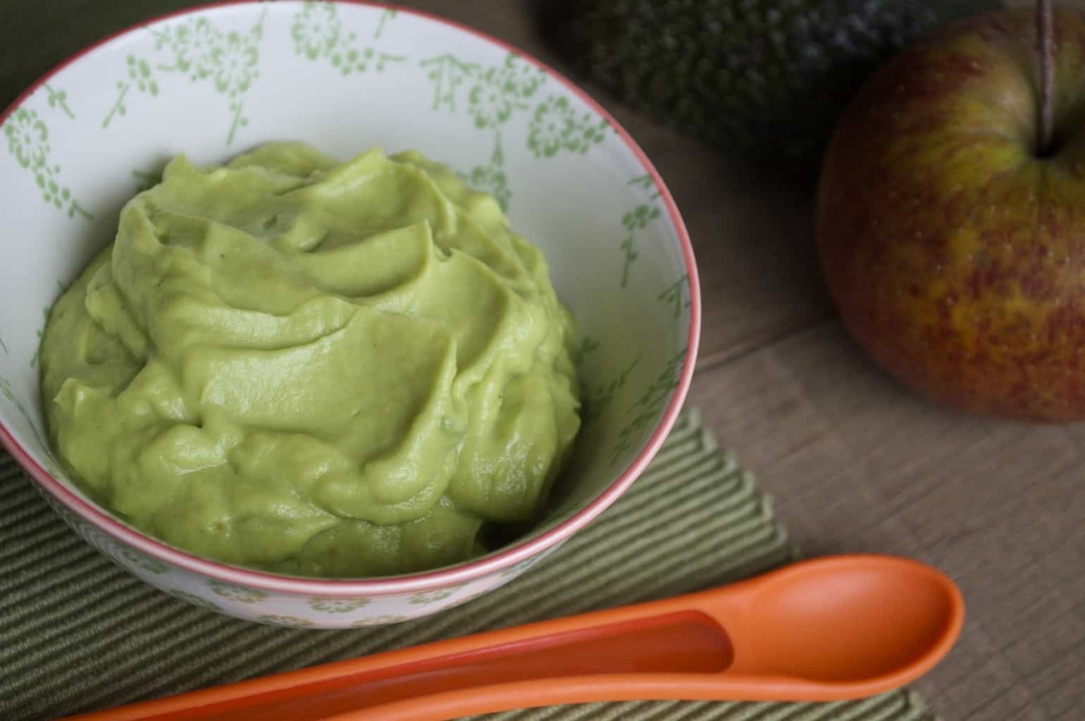 Loaded with nutrients, avocados and apples are must ingredients for your baby's first purees.