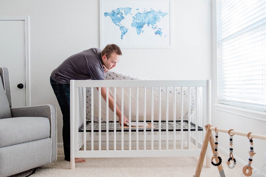 You need to position the sensor pad in the middle of the crib mattress for a more accurate movement detection. - Angelcare vs Owlet Baby Monitor Review | Baby Journey