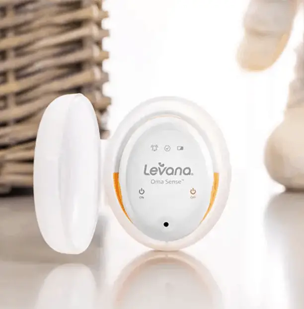 Levana Oma Sense comes with a plastic case and batteries. - Levana Baby Monitor Review | Baby Journey 