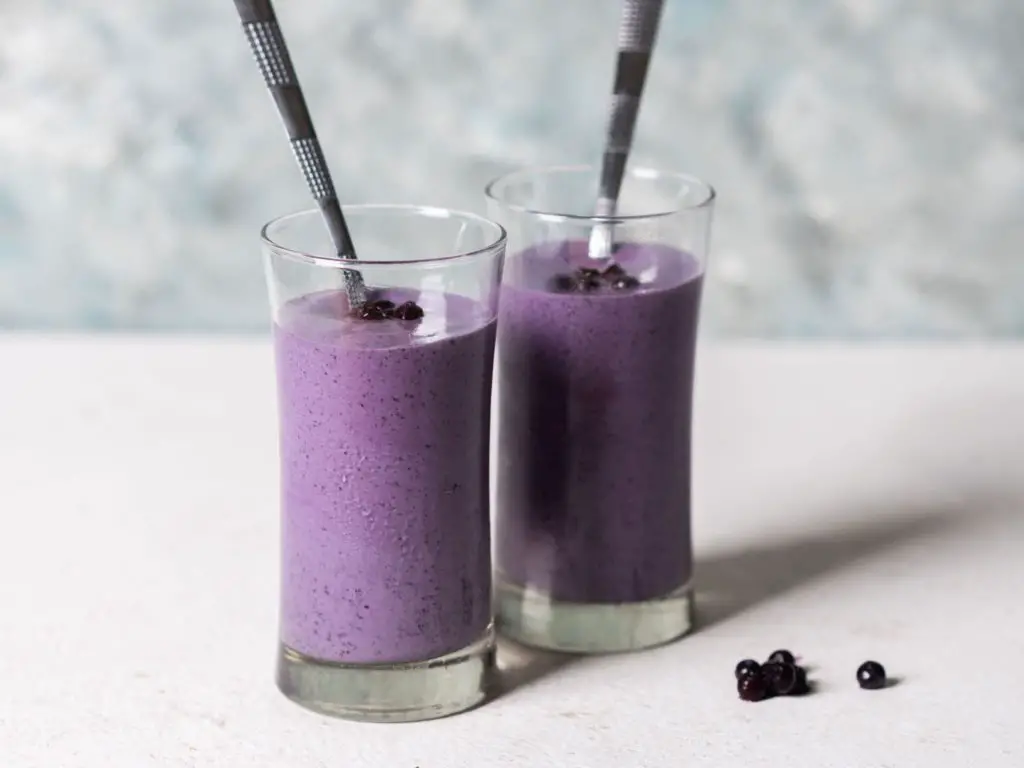 You can use silken tofu or dessert tofu in your drink for the best texture. - 16 Irresistibly Yummy Smoothie Recipes for Kids and Toddlers | Baby Journey Blog