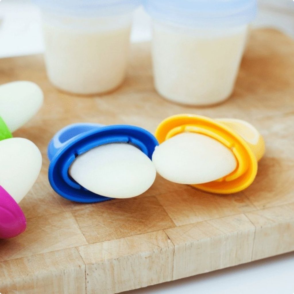 Breastmilk Popsicles - Homemade Popsicles for Teething Babies - Baby Journey Blog