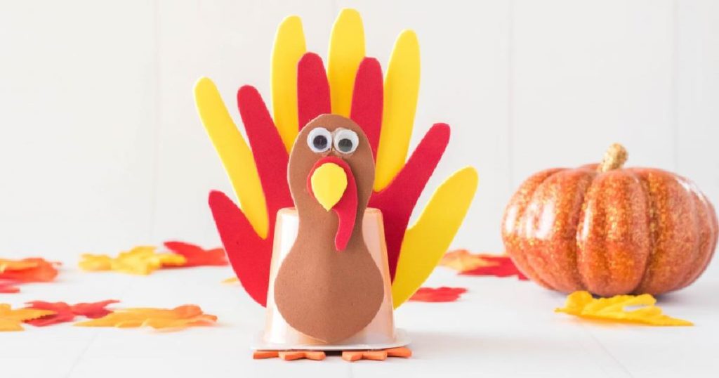 Make a Handprint Turkey | Montessori fall activities for kids | Baby Journey