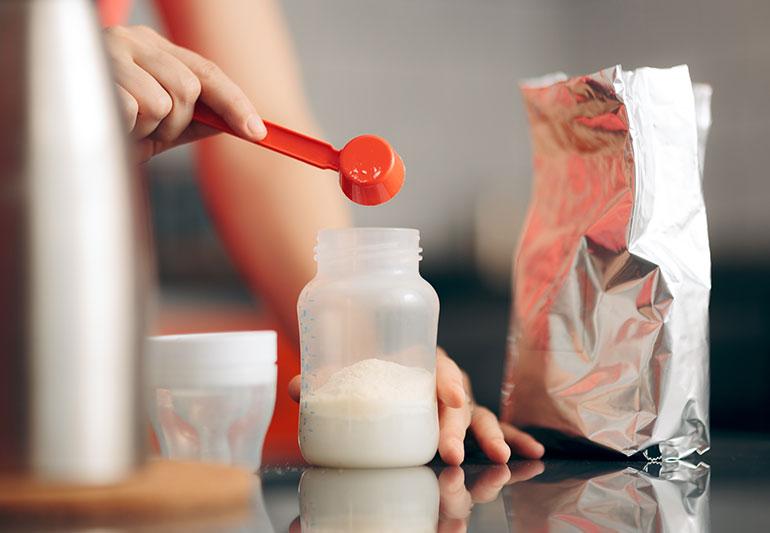 The preparation process of baby milk - Formula That Taste Like Milk | Baby Journey