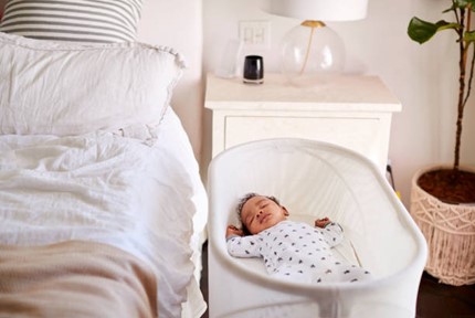 Baby sleeping in the baby bassinet | Best Bassinet | Baby Journey