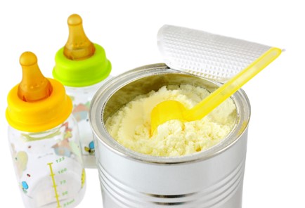 Check expiry date for baby formula to prevent spoilage and avoid giving baby expired formula - What to do with expired baby formula - Baby Journey