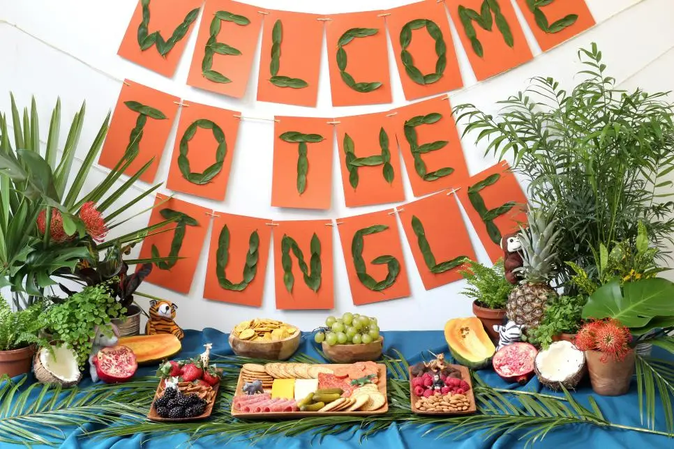 Food for the baby shower - Jungle Theme Baby Shower - Baby Journey 