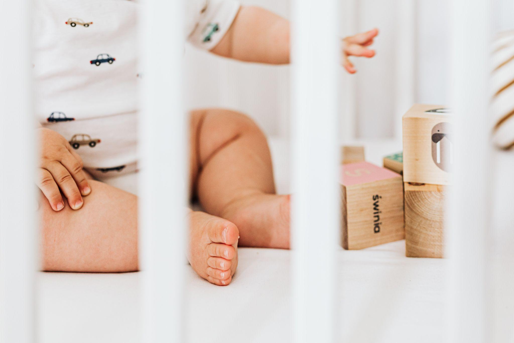 Pros and cons of cribs - Should You Get A Crib Vs Pack And Play For Baby - Baby Journey