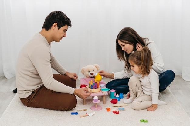 Parents Are Teaching Children Sharing Their Toys - Why Sharing is Important - Baby Journey  